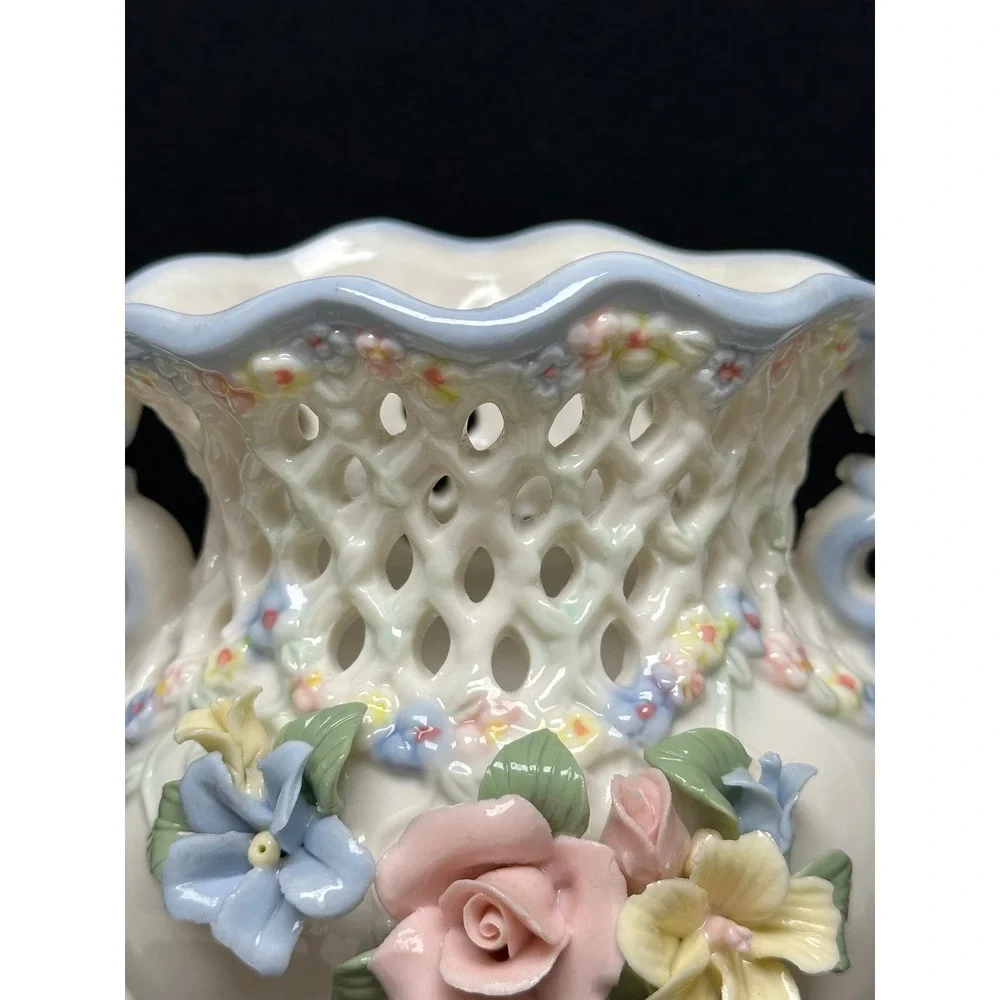 Floral Lattice Vase Cream Pastel Applied Porcelain 3D Flowers Scrolled Victorian